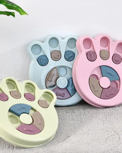 Dog eating interactive stuffy toy beldemo5-toys2
