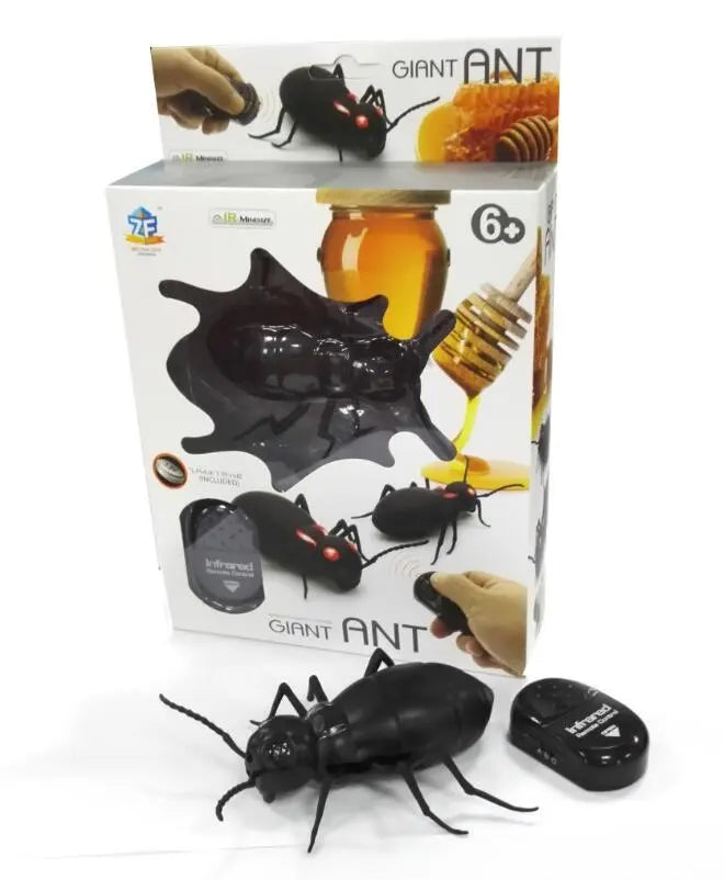 Infrared Remote Control Cockroach Spider Ant Prank Toy beldemo5-toys2