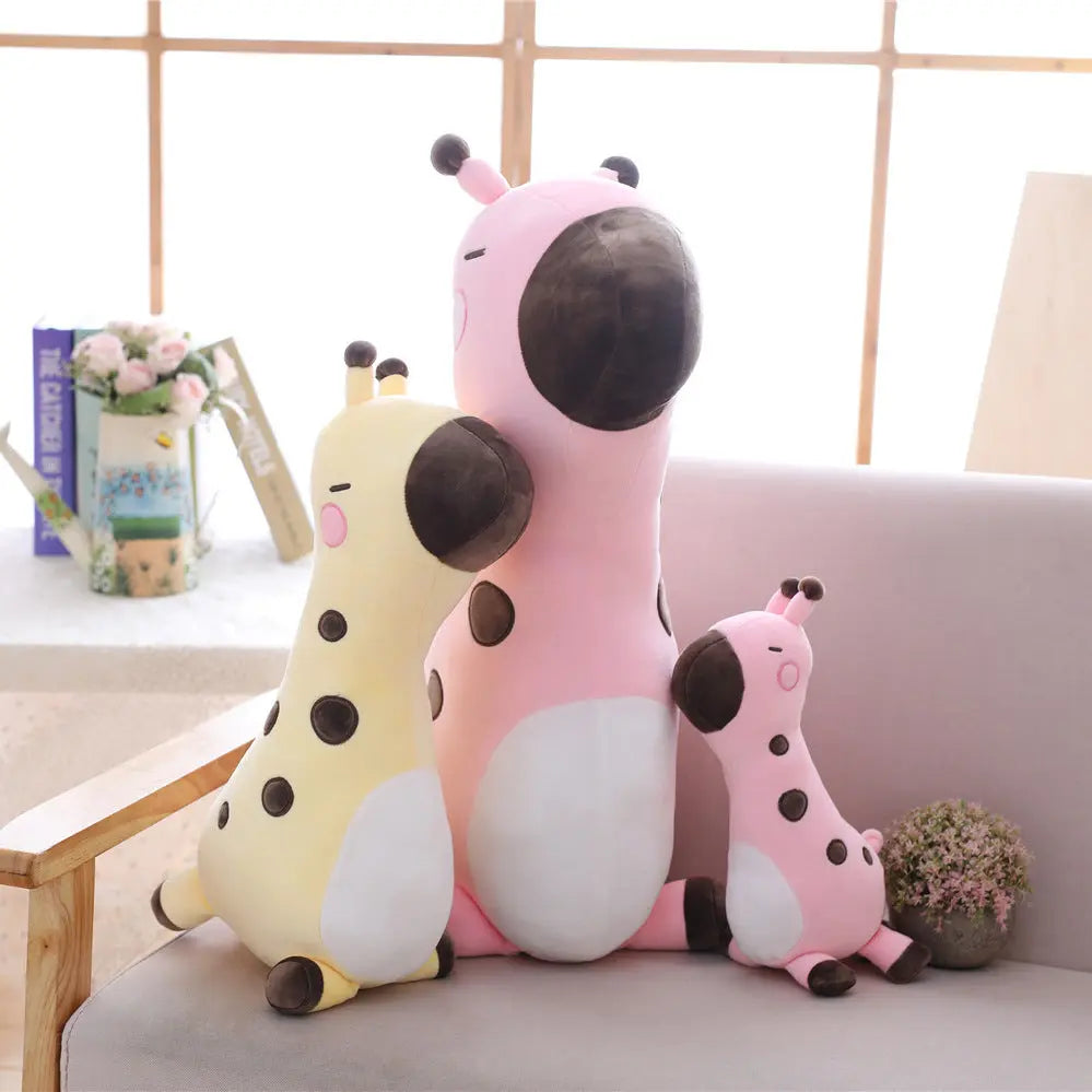 Girls sleep with Sika Deer toys beldemo5-toys2