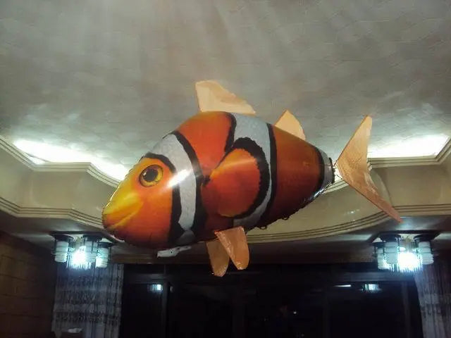 Infrared Remote Control Air Flying Fish Electric Air Suspension Shark Clown Fish, Helium Balloon Inflatable Toy beldemo5-toys2