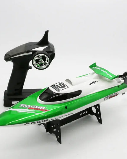 Remote Control Toy Boat Remote Control Boat Model Water Remote Control Speed Boat beldemo5-toys2