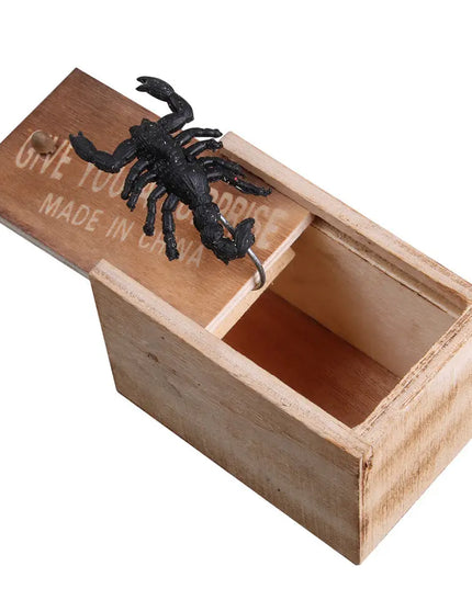 Prank Spider Wooden Scare Box Trick Play Joke Lifelike Surprise April Fools' Day Funny Novelty Toys Gags Practical Gifts beldemo5-toys2