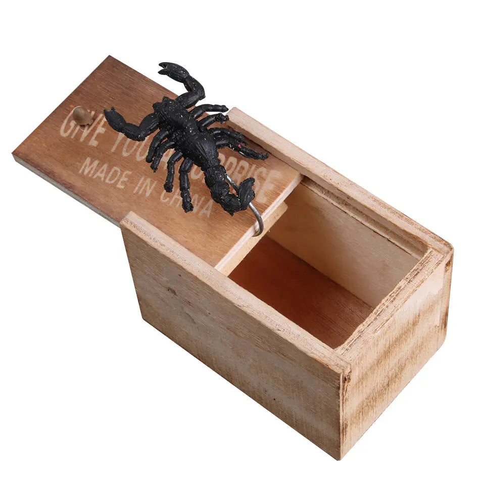 Prank Spider Wooden Scare Box Trick Play Joke Lifelike Surprise April Fools' Day Funny Novelty Toys Gags Practical Gifts beldemo5-toys2
