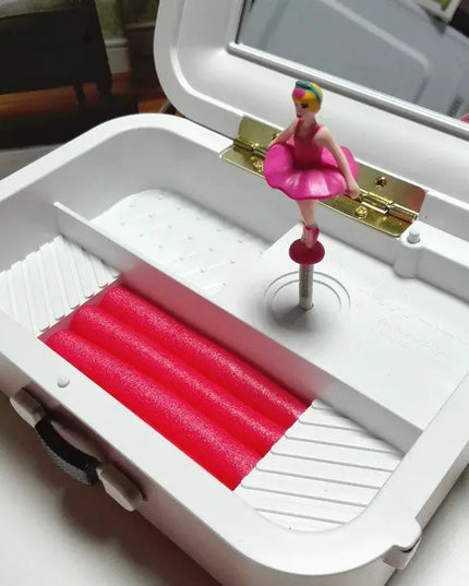 Interesting Toys beldemo5-toys2