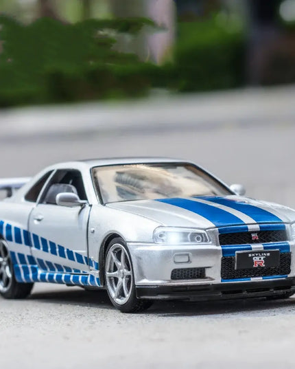Simulation alloy car model speed and passion car creative decoration beldemo5-toys2